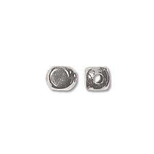 FINDINGS:5mm Silver Plated Squared Spacer Beads [72]